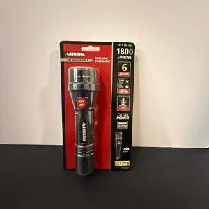 Husky 1800 Lumens Dual Power LED Rechargeable Focusing Flashlight